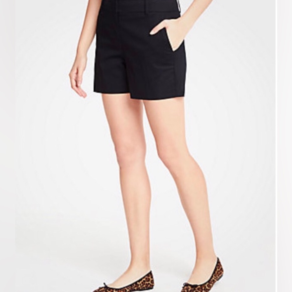 Ann Taylor The Metro Short